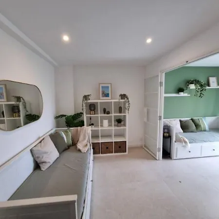 - Cozy 2 Pieces Proche Apartment