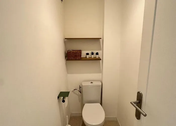 Apartment - Cozy 2 Pieces Proche